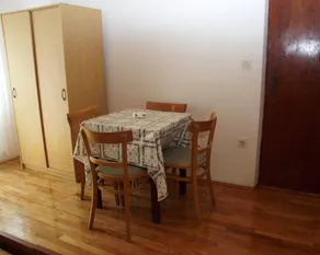 Wohnung mit Terrasse und Grill - Image 2