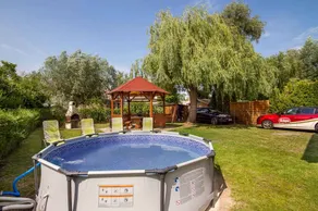 Nice house with pool, terrace & barbecue - Image 3