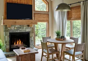 Children-friendly ample cabin with barbecue & pool | Golf view - Image 2