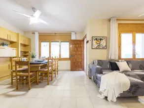 Family-friendly wonderful house with private pool, barbeque & garden | Dogs allowed - Image 4
