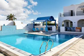 Voll ausgestattete geräumige Villa mit Grill, Pool und Garten | Poolblick - Image 3