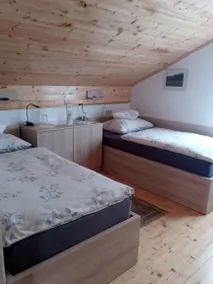 Chambre chez l'habitant avec terrasse, barbecue et jardin - Image 2