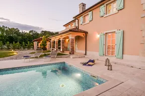 Villa con piscina, barbacoa y terraza - Image 2