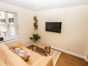 Fully equipped cottage - Image 4