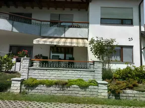 Gradevole appartamento adatto alle famiglie con terrazza, giardino e barbecue | Vista sul giardino | Accetta animali domestici - Image 3