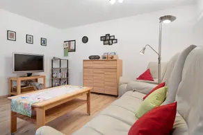 Haus Kathan – 4-Star DTV Rated with Private Terrace and Wi-Fi - Image 2