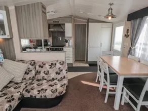 Child-friendly cottage with garden | Beach view | Next to the beach | Dogs allowed - Image 5