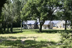 Charming chalet with terrace, jacuzzi & garden | Pets are welcome - Image 2