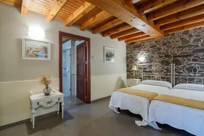 Agradable apartamento vacacional con jardín y terraza | Vistas al jardín - Image 5