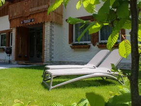 Lodge with terrace & heated pool | Pets are welcome - Image 5