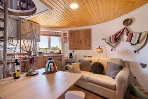 Merveilleuse maison de vacances adaptée aux familles avec piscine privée, internet haut débit et jardin | Vue montagne | Adaptée au travail à distance | Avec animaux acceptés - Image 5