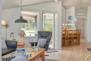 Fully equipped nice holiday home with terrace & sauna | Next to the beach | Pets are welcome - Image 5