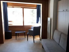 Flat with heated pool - Image 4