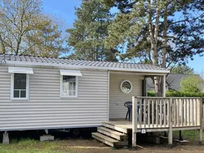 Mobilheim mit beheiztem Pool und Terrasse - Image 4