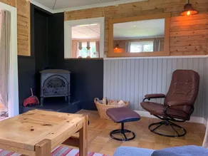 Cozy Swedish House With Fireplace & big Garden - Image 3