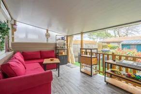 Casa móvil con piscina y terraza | Vistas al jardín | Se admiten mascotas - Image 3