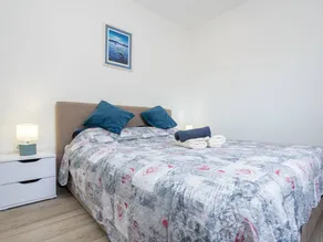 Flat with 1 room for 4 persons - Image 4