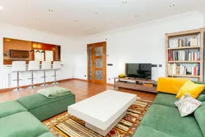 Kinderfreundliche Villa mit privatem Pool und Terrasse - Image 3