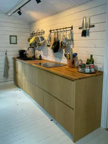 Family-friendly holiday home with garden, BBQ & terrace | Pet-friendly - Image 3