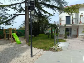 Apartamento con terraza, jacuzzi y piscina | Vistas al jardín - Image 4