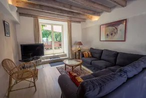 Cottage accogliente e familiare con piscina, sauna e giardino | Vista sul giardino - Image 4