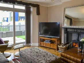 Merveilleux cottage adapté aux familles avec barbecue et jardin | Vue sur l'eau | À côté de la plage | Avec animaux admis - Image 4