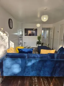 House with jacuzzi - Image 4