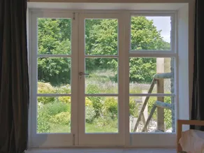 Children-friendly wonderful cottage with BBQ & garden | Beach view - Image 3