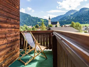 Children-friendly charming apartment with sauna, garden & terrace - Image 3