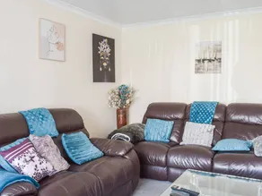 Cottage with garden | Next to Wallace Monument - Image 3