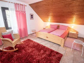 Family-oriented beautiful holiday apartment with BBQ, terrace & garden | Mountain view - Image 3