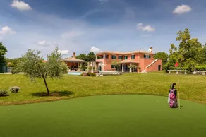 Fully equipped lovely villa with private pool, terrace & hot tub - Image 2