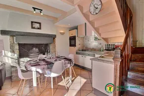 Gite with terrace & garden - Image 4