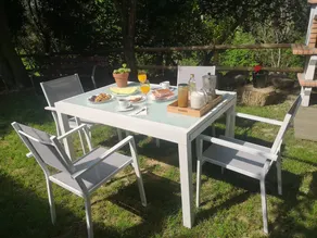 Casa vacacional con barbacoa, terraza y jardín | Vistas a la montaña - Image 2