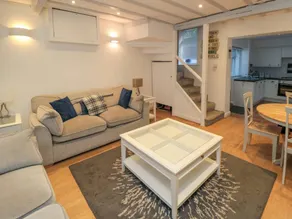 Child-friendly cottage with garden | Beach view | Close to the beach | Pets are welcome - Image 4