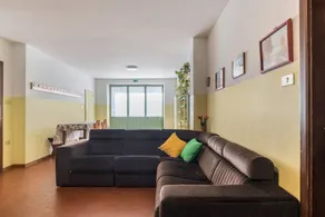 Fully equipped wonderful holiday home with terrace, fast internet & garden | City view | Dogs allowed - Image 5