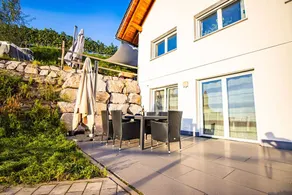 Flat with BBQ & terrace | Garden view - Image 5