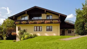 Holiday apartment with garden & barbeque | Mountain view - Image 2