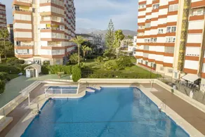 Ferienwohnung mit Pool und Garten | Meerblick - Image 3