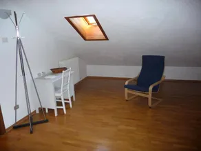 Gemütliches Privatzimmer mit Garten | Stadtblick - Image 2