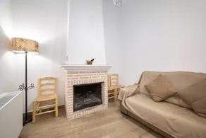 Family-oriented holiday home with pool, BBQ & fast internet | Garden view | Pet-friendly - Image 5