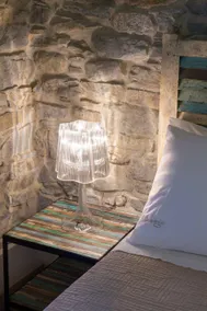 L'Adagio - Agriturismo e Relax con SPA nel borgo medioevale di Badalucco: Acqua - Camera luminosa con vista sul borgo di Badalucco - Image 3