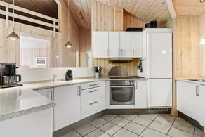 House with terrace, sauna & hot tub - Image 5