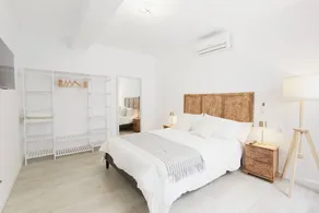 Apartment | City view - Image 5
