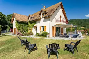 Maison de vacances avec jacuzzi, sauna et jardin | Vue jardin - Image 3