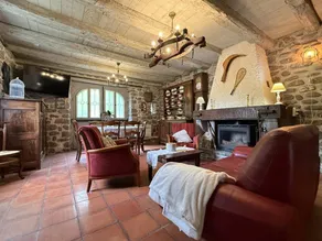 Gite with barbecue, terrace & garden - Image 4