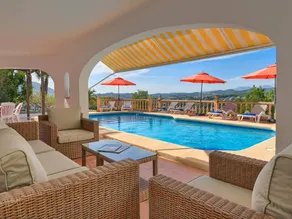 Beautiful villa in Javea with private pool, garden and air conditioning - Image 5
