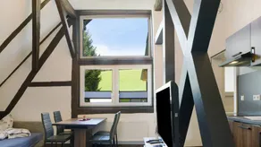 Apartment 'Ferienwohnung 2' with Shared Garden and Wi-Fi - Image 3
