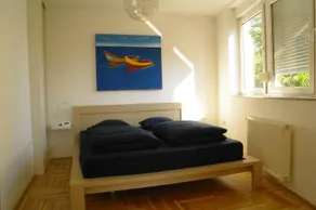 Holiday apartment with hot tub - Image 4