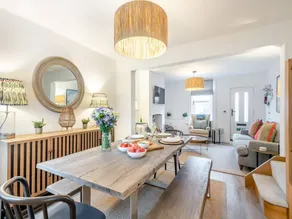 Cottage with 3 rooms for 5 persons - Image 2